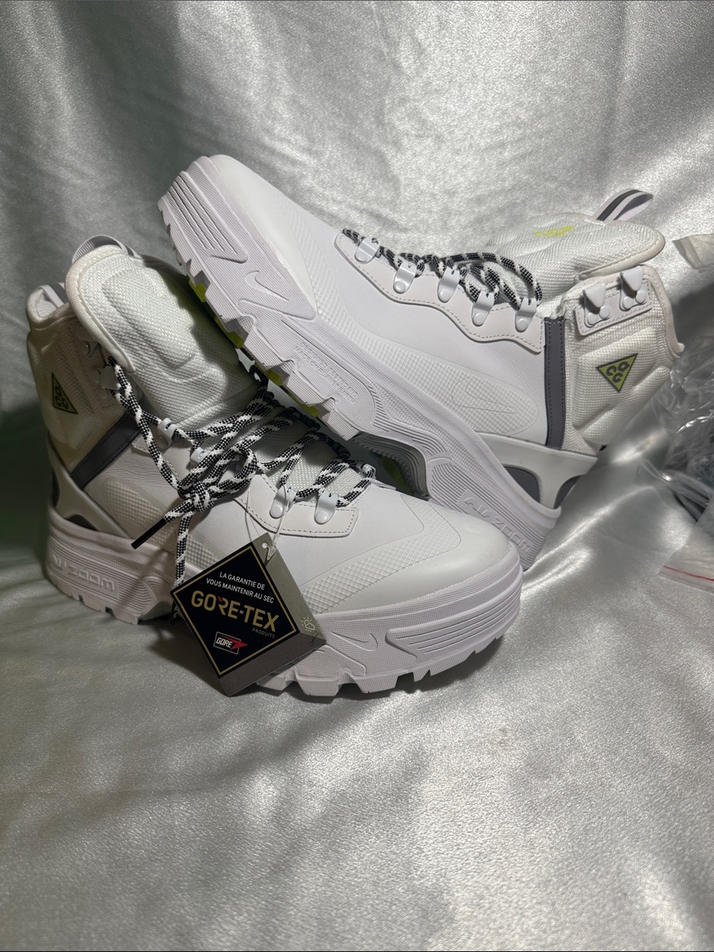 New!🔥Nike ACG Air Zoom Gaiadome GORE-TEX boots in “Summit White”!🔥